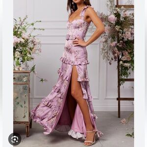 V. Chapman The Lisianthus Dress in Lilac Tapestry Rose